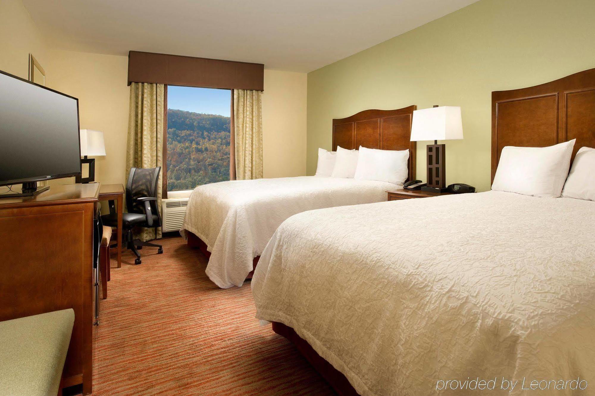 Hampton Inn Kimball Exterior photo